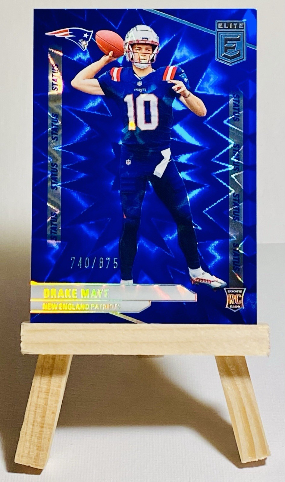 2024 Donruss Elite DRAKE MAYE Status Explosion Blue Rookie RC #185 Patriots /875