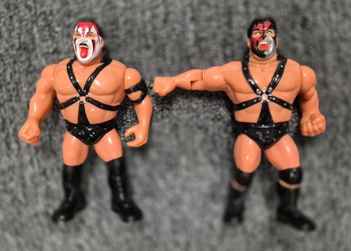 WWF Hasbro Smash Crush Demolition Action Figures 1...