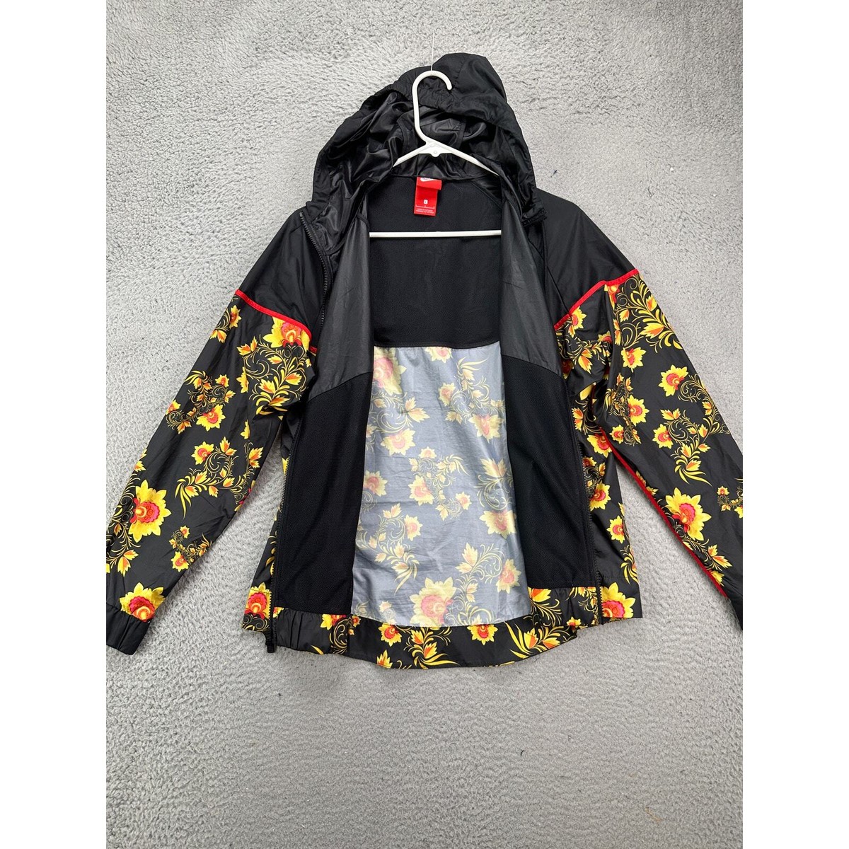 Nike Jacket Womens Large Black Sport Floral Windrunner Nike Jacket Womens Large Black Sport Floral Windrunner