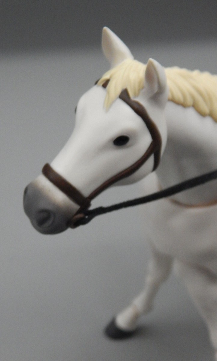 Japanese Goodsmile Company FIGMA 246b Horse White JAPAN action