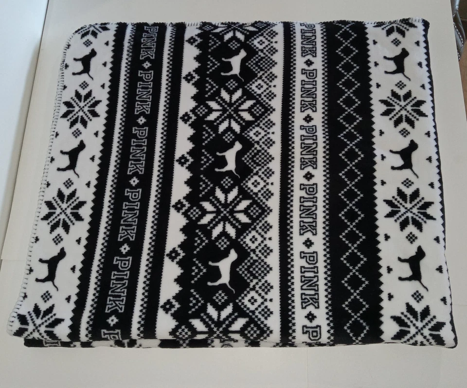 Victorias Secret 粉色毛毯 狗扔体育场 拉布拉多寻回犬 黑色 白色 — 第 4/4 张图片