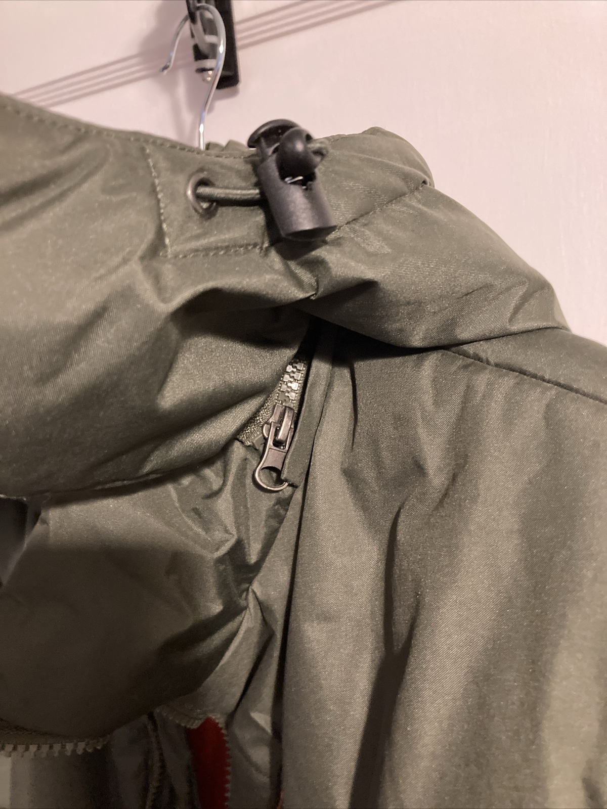 Olive Basic Zip Front Hooded Puffer Coat Size Lar… - image 8