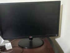 LG Flatron 24EN33TW-B 24" Flat Panel LCD Monitor Black-W/Stand-VGA Cable