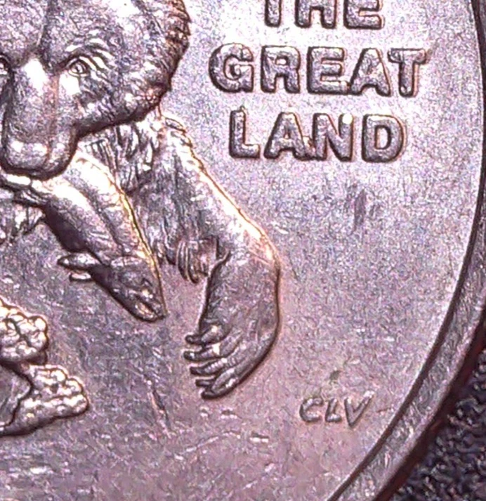 2008-P Alaska State Quarter Die Chip Error Reverse Extra Claw With Chip in Land - Image 3 of 4