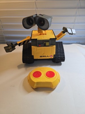 2020 Disney Pixar  Hello Wall-E Robot Toy 9'' with Remote Control/ Talking Robot