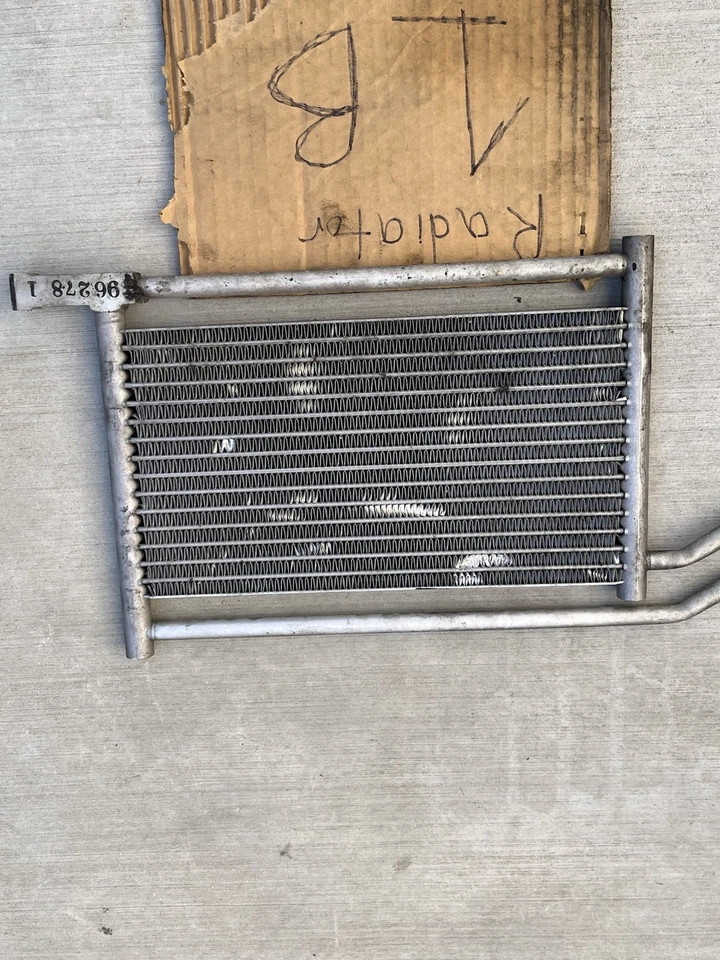 BMW 740i E38 1995-2001 enfriador de aceite de transmisión 17221745275 Foto 3 de 4