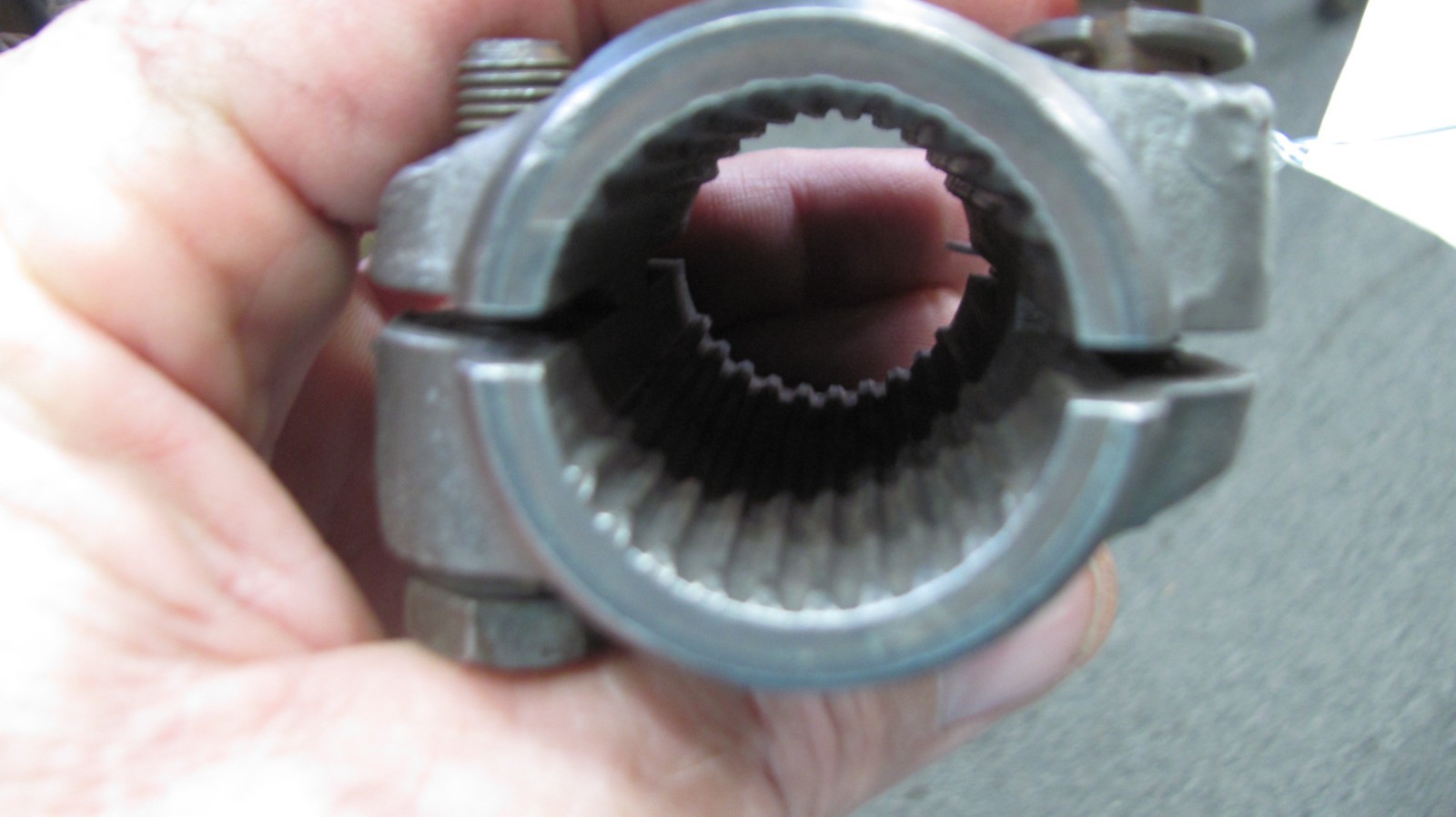 Ferrari torque tube coupler