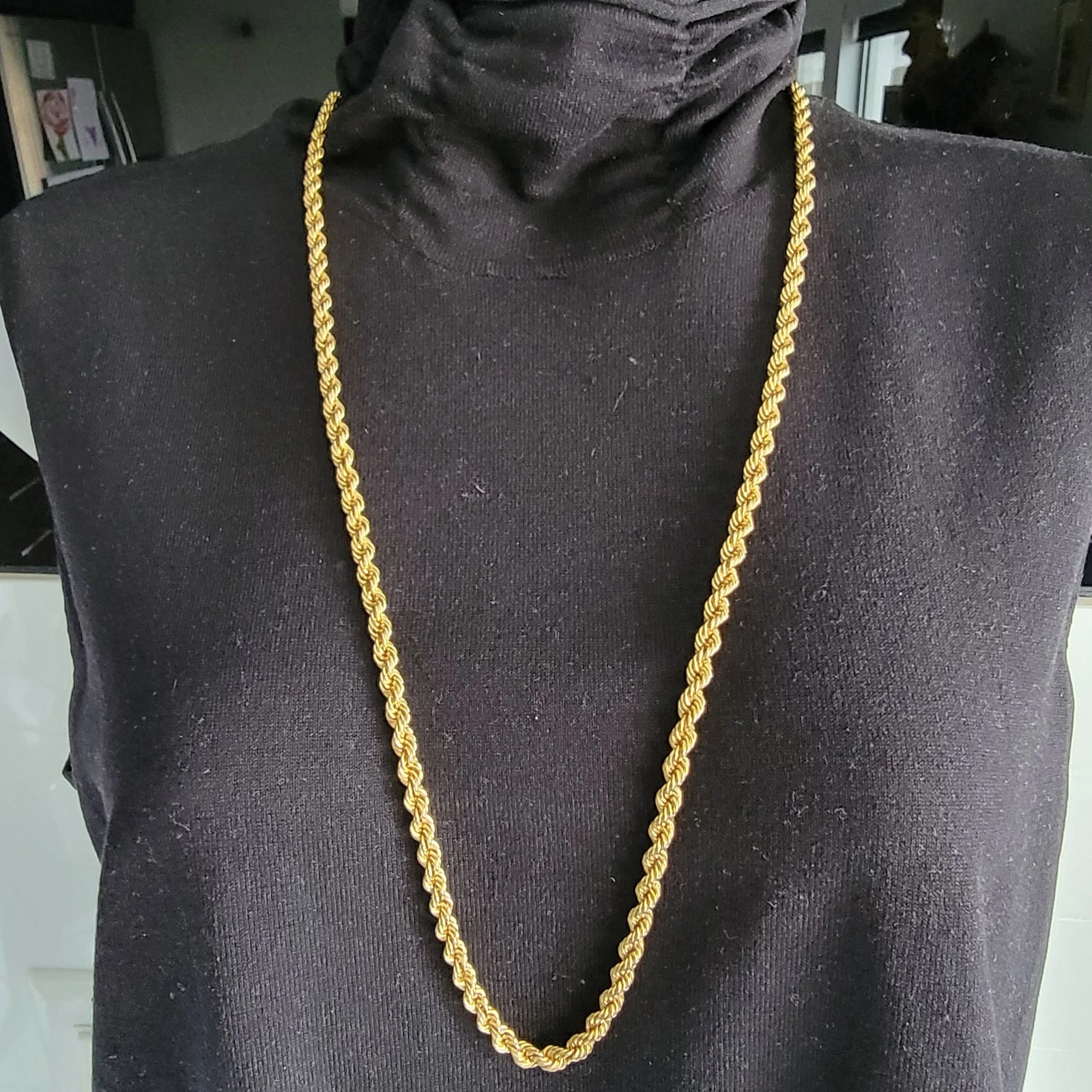 Collier long chaîne corde signée Christian Dior ton or femme 31