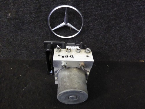 X13 - 12 * Mercedes W169 A160CDI ABS Steuergerät Hydraulikblock A0064310812