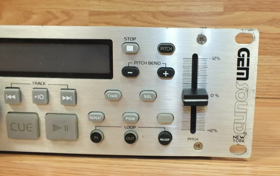 Gem Sound New York (CD60) Professional CD Compact Disc Player Mountable Rack - Image 4 of 4