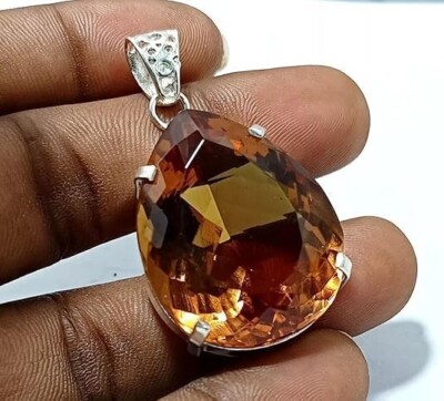 Zultanite Natural Pear Cut 50.50 Ct Color Changing 925 Solid Silver Pendant