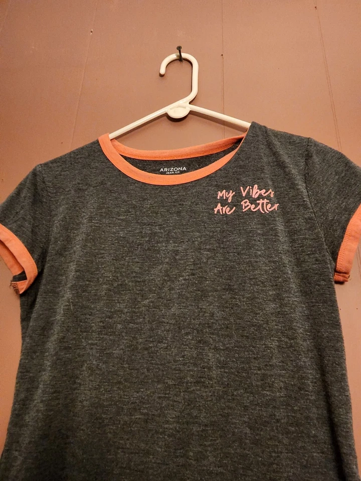 Arizona Jean Co. Girl's Medium Gray T-shirt My Vibes Are Better - Image 2 of 4