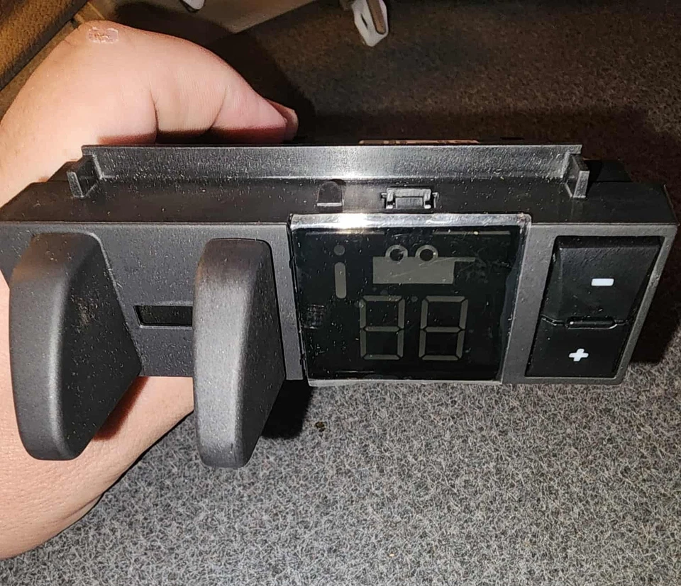 Dodge Ram. Integrated Trailer Brake Controller. Fits 2010-2012 Genuine Mopar. - Image 4 of 4