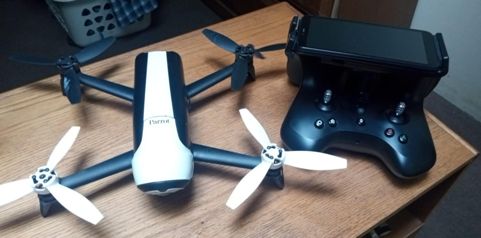 Parrot Bebop 2 Skycontroller 2 charger NOT included*” | eBay Parrot Bebop 2 Skycontroller 2 charger NOT included*” | eBay