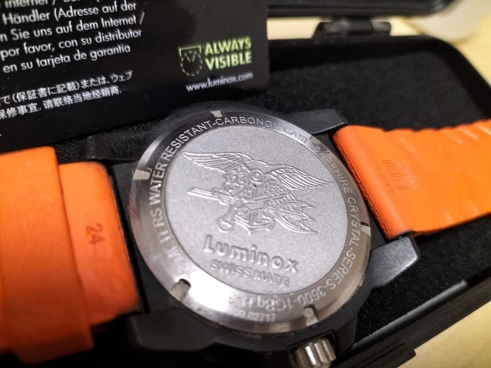 Luminox Watch 3603 Naranja Silicona Carbono Estuche 300m Resistente al Agua Pro Foto 2 de 4
