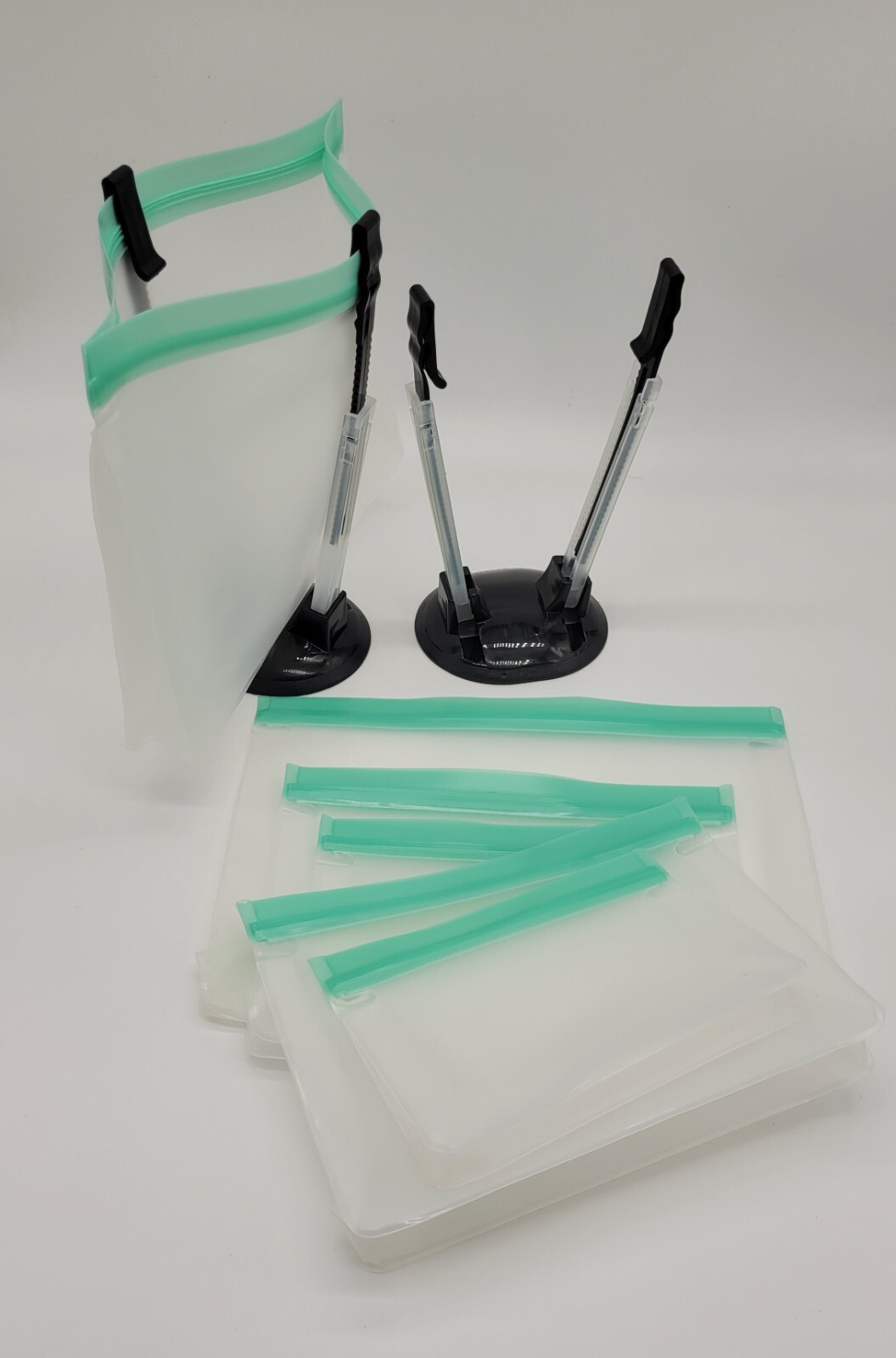 2 PK Food Storage Bag Holder Plus 6 Reusable BPA Free Meal Prep Bags