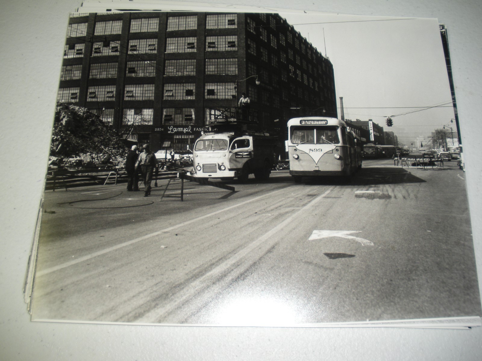 Foto 8 di 12