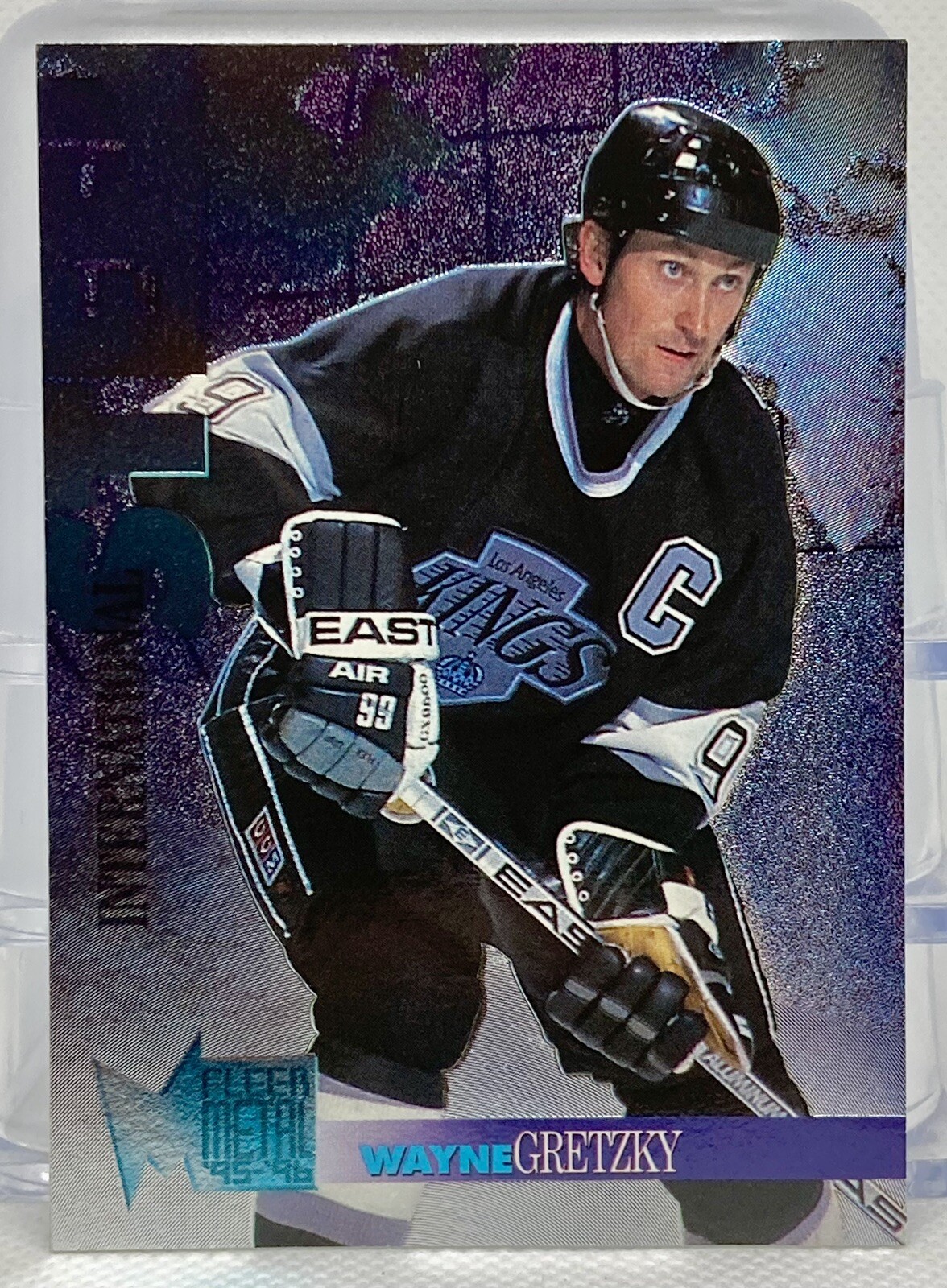 1995-96 Fleer Metal Wayne Gretzky International Steel #5 Los Angeles Kings