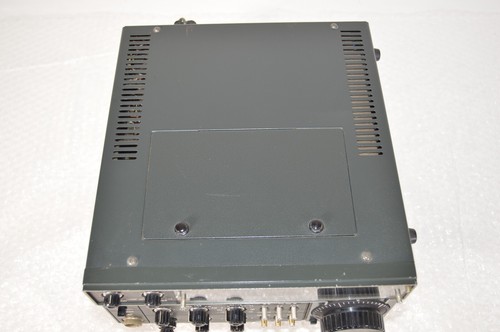 ICOM IC-551 50MHz 5W All Mode Transceiver Ham Radio Tested Excellent - Picture 5 of 20