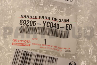 69205YC040E0 Genuine Toyota HANDLE SUB-ASSY, FRONT DOOR INSIDE, RH