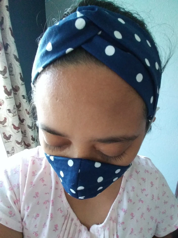 Juego de mascarilla facial con diadema Foto 2 de 2