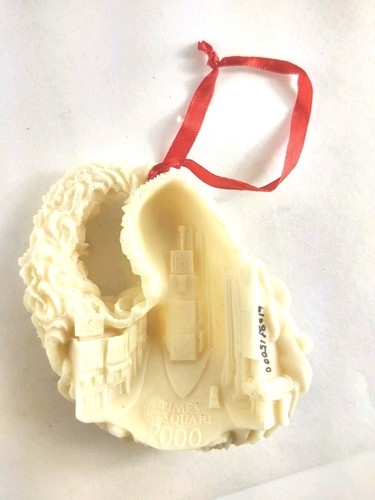 1999 Times Square Christmas Tree Ornament Santa The Home Shopping Network nn - Picture 5 of 6
