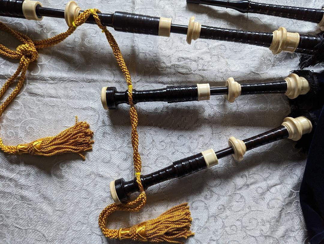 Bagpipes PreOwned eBay