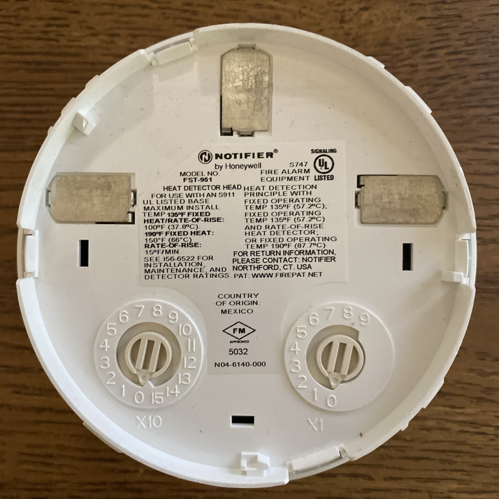 NOTIFIER FST-951 135° FIXED TEMP HEAT DETECTOR HEAD WHITE FIRE ALARM