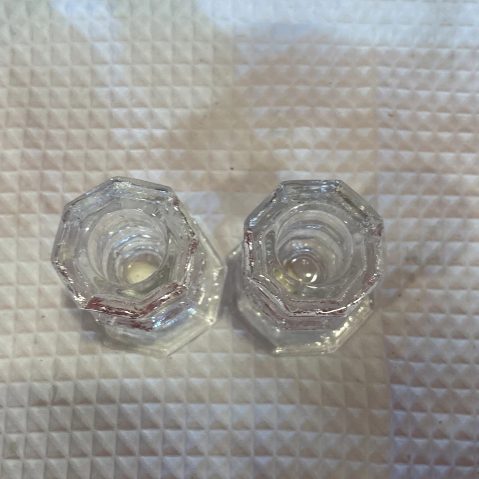 "Par de candelabros vintage de vidrio transparente de 2 1/2"" candelabro cónico paisaje de mesa" Foto 4 de 4