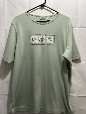 Classic Elements Sage Green Women's Top With Embroidered Flowers Sz 16/18