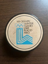 XIII OLYMPIC WINTER GAMES LAKE PLACID 1980 HOCKEY PUCK vintage MIRACLE ON ICE YR