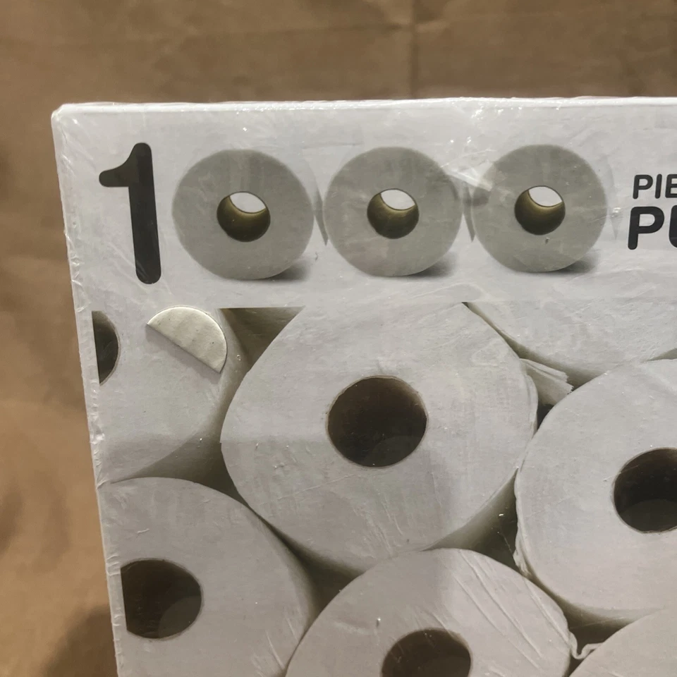 Rompecabezas de papel higiénico Funwares TP acaparamiento 1000 piezas 27"x 19" sellado nuevo  Foto 2 de 4