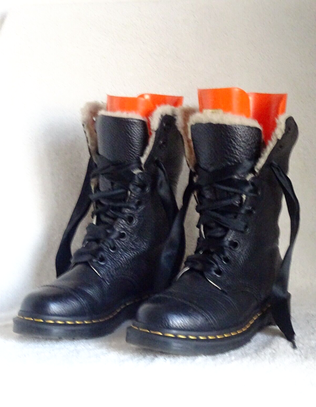 DR MARTENS TRIUMPH AIMILITA BLACK 