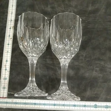 CRISTAL D'ARQUES-DURAND CUT CRYSTAL GLASSES, SET OF 2, EXQUISITE