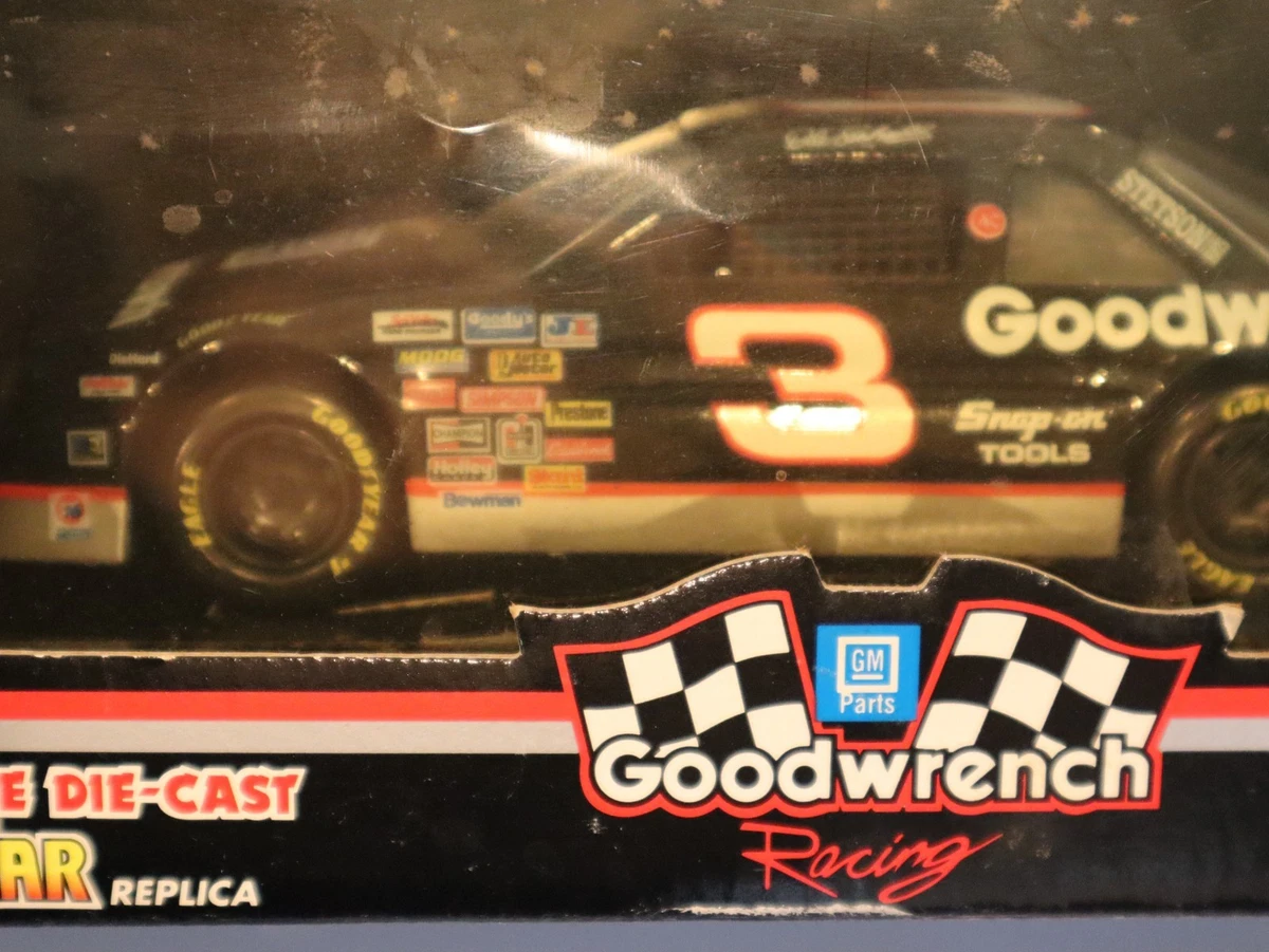 Racing Champions Dale Earnhardt 1:24 Diecast Racing Cars for sale