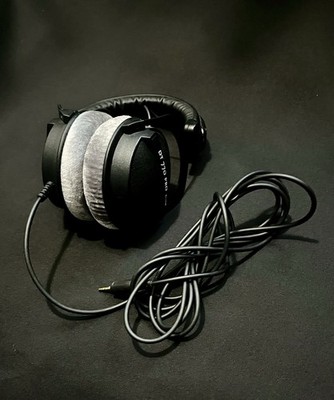 DT 770 Pro Studio Headphones (80 Ohms)