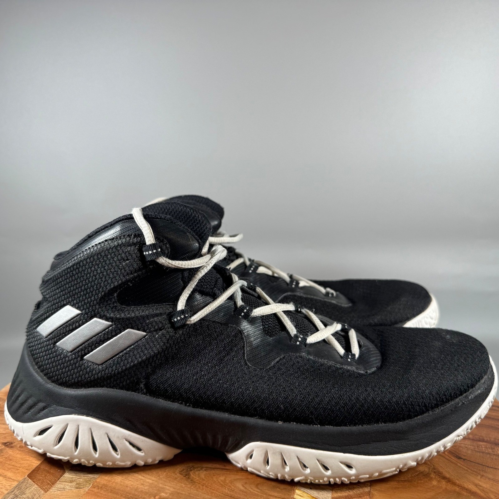 Black White Men's Size 8 Us Cq1497