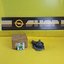 Pompe à eau Opel COMMODORE