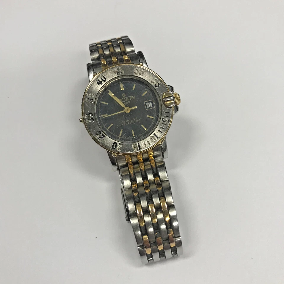 Reloj Croton Japón Cuarzo 10 ATM 330 ft WR Fecha Acero Inoxidable Dorado Tono Plata Foto 2 de 4