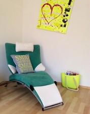 Designer-Sessel von DESIGNO | Alcantara grün/echtes Leder weiß