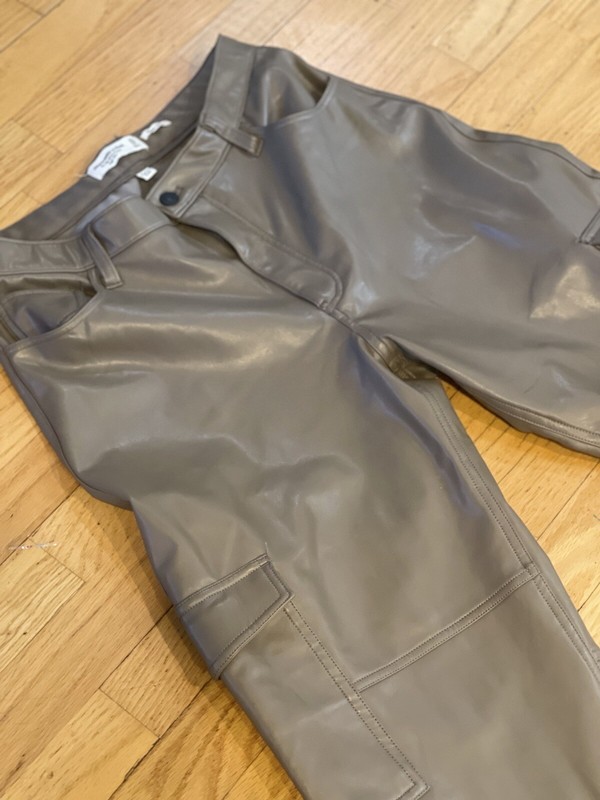 Curve Love Vegan Leather Cargo 90s Relaxed Pant  Khaki  31/12