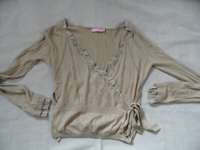 ROSA VON SCHMAUS leichte Wickelstrickjacke Rüschen beige S