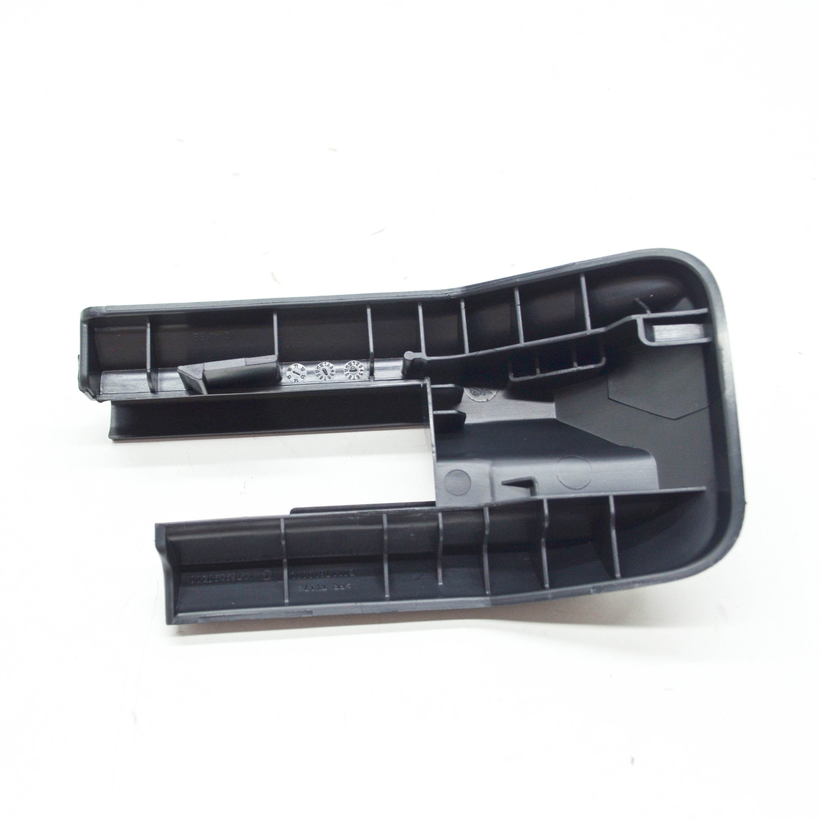 NEW MB GLA X156 FRONT RIGHT SEAT OUTER RAIL COVER A17691902009H68 ORIGINAL