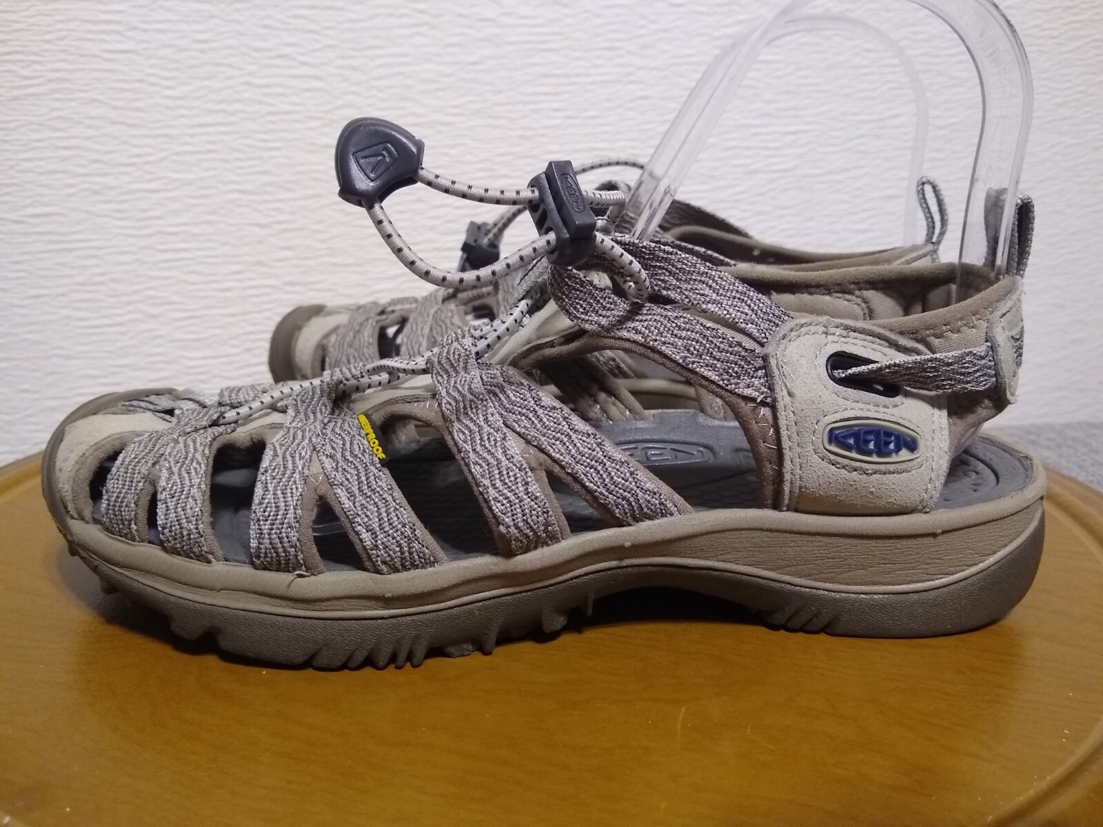 KEEN Whisper ~ Sandali da acqua da trekking grigio agata blu opale marrone chiaro taglia 7