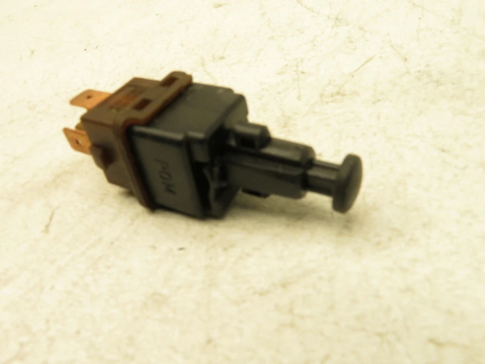 Sensor de control de posición de pastillas de pedal de parada de freno Porsche 911 Carrera 2002-2004 OEM Foto 2 de 4