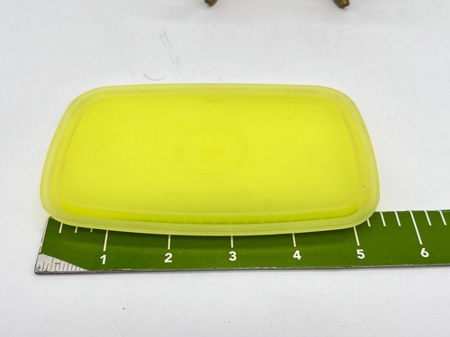 Yellow 5-1/2" X 3" Tupperware REPLACEMENT Lid Seal #1244 for Container #1243 - Picture 2 of 2