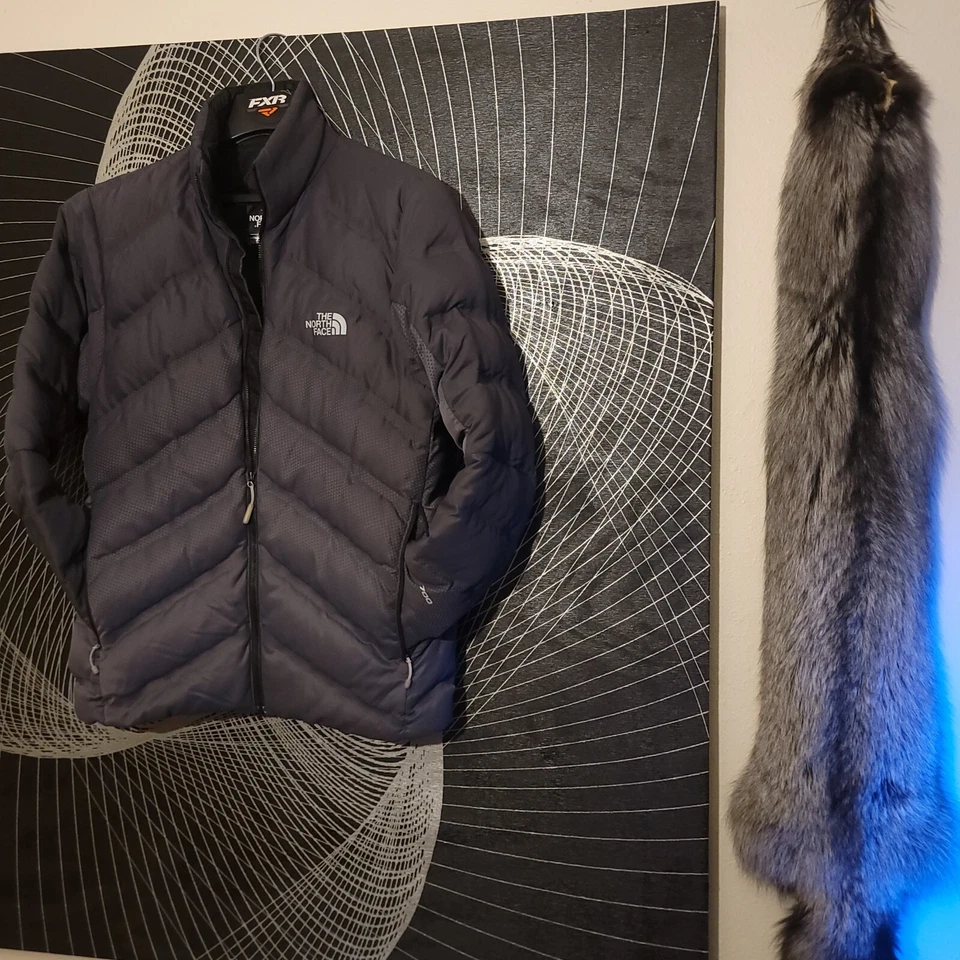 Chaqueta de plumón The North Face Fuseform Dot Matrix gris talla M $315 Foto 4 de 4