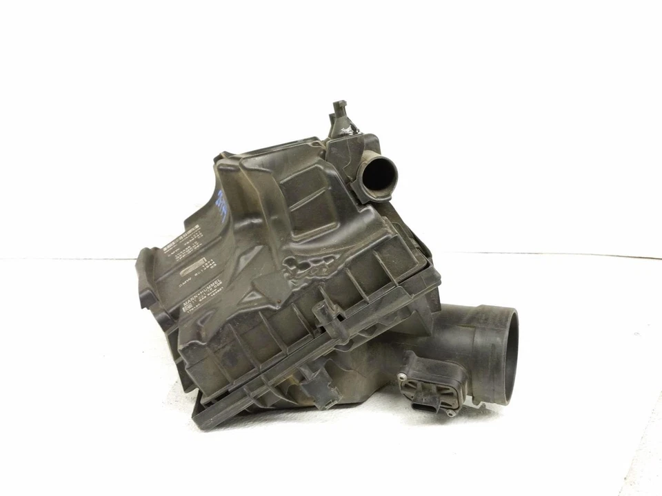 2016-2019 Bmw X1 Air Cleaner Intake Box  13-71-7-639-749 - Image 3 of 4