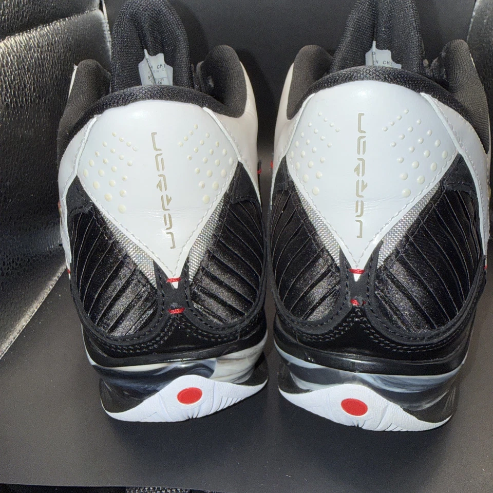 Talla 12 - MUY RARO Air Jordan 2009 Negro Blanco, 343084-062, Limpio, Sin Caja, De Colección Foto 3 de 4