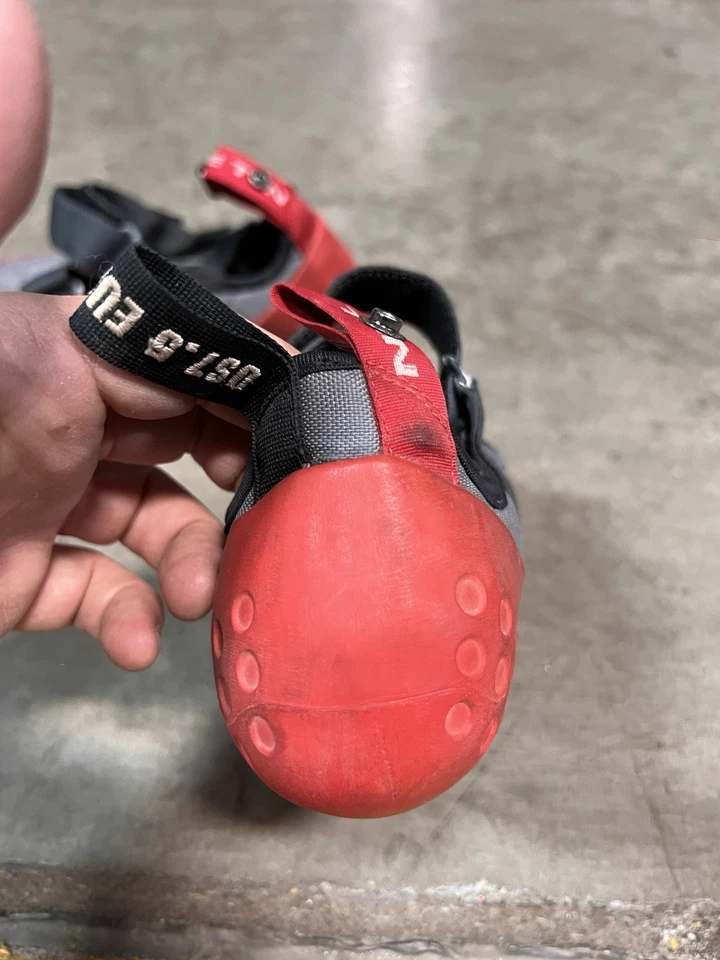 5.10 Five Ten серый красный скалолазание валун туфли мужские 7,5 женщин 9,5 779001 - Изображение 4 из 4